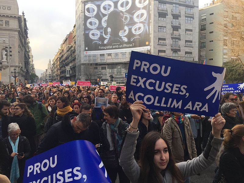 File:Manifestacio barcelona volem acollir.jpg