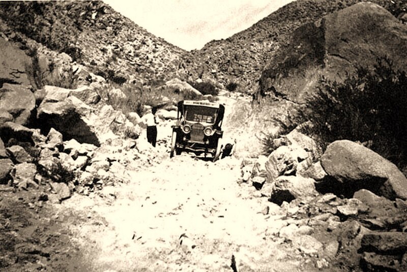 File:MountainSpringsgrade1920.jpg