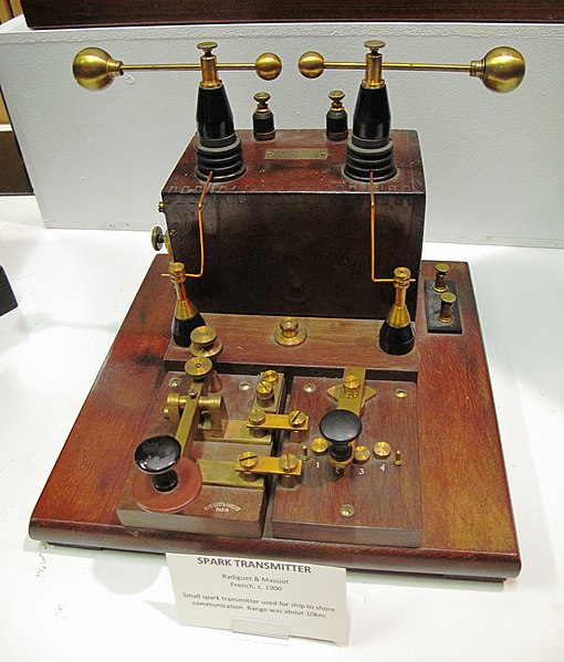 File:Spark gap transmitter.jpg