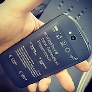 YotaPhone 2样机