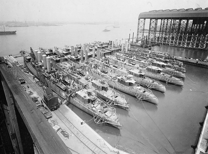 File:Camden Shipyard 1919.jpg