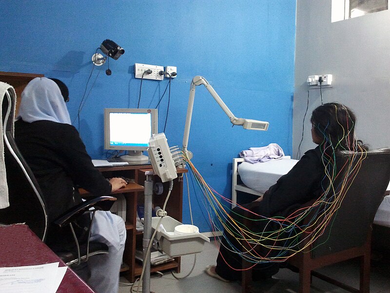 File:EEG being done.jpg