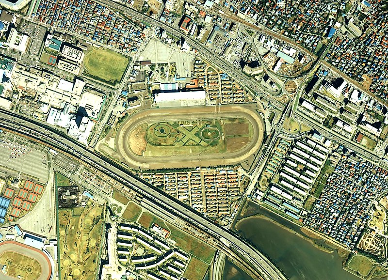 File:Funabashi Racecourse Aerial photograph.1989.jpg