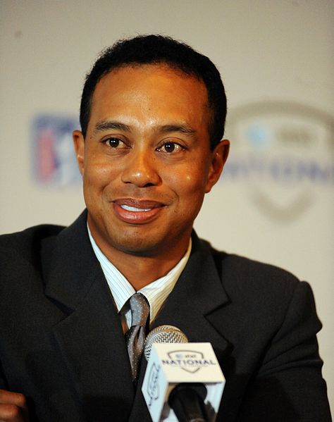 Archivo:Tiger Woods in 2009.jpg