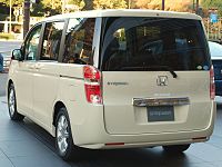 2009 Honda Stepwgn (pre-facelift)