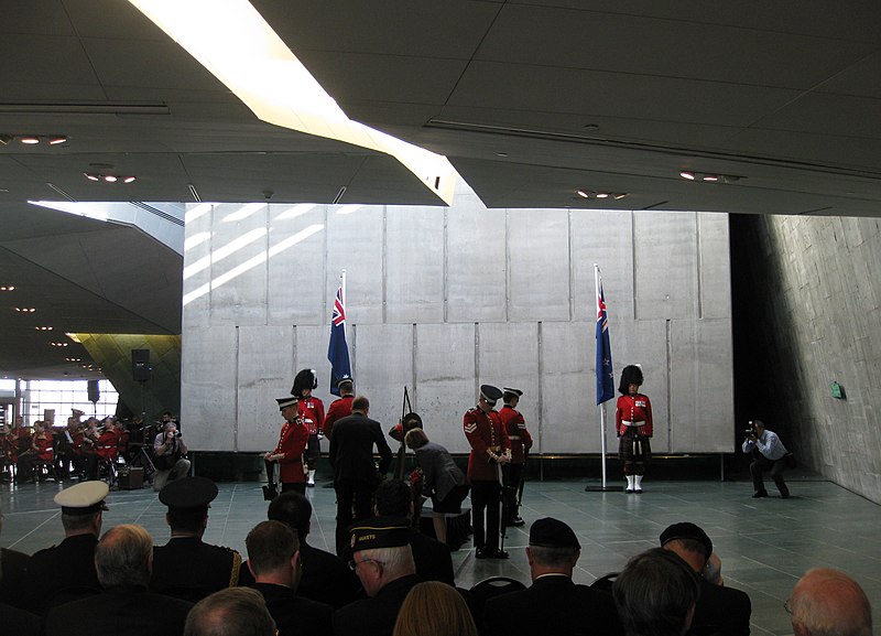 File:ANZAC day 2009 CWM.jpg