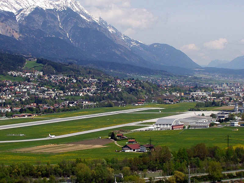 Файл:Innsbruck Airport.jpg