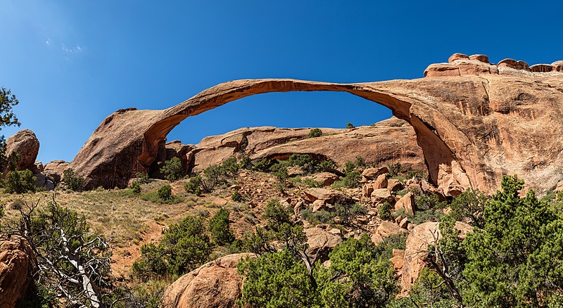 File:Landscape Arch Utah.jpg