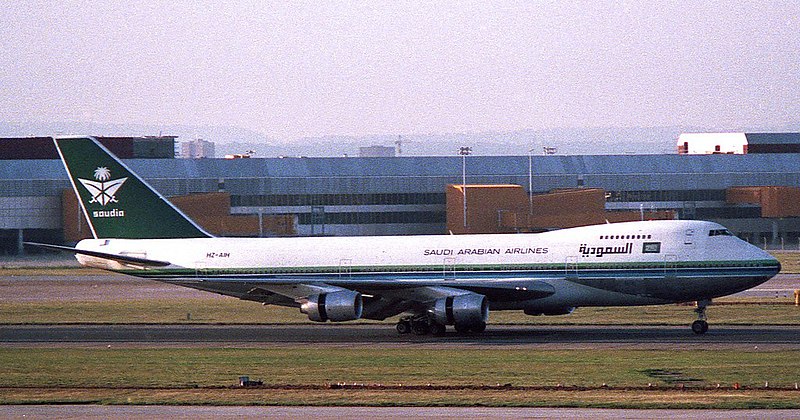 Archivo:Saudia Boeing 747-168B HZ-AIH.jpg