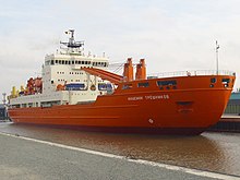 Ship Akademik Tryoshnikov (2).jpg