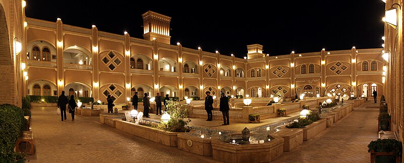 File:971117-DadHotel-Yazd-Pan01.jpg