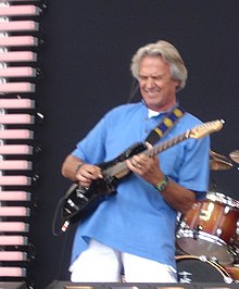 JohnMcLaughinCrossroads2007.jpg