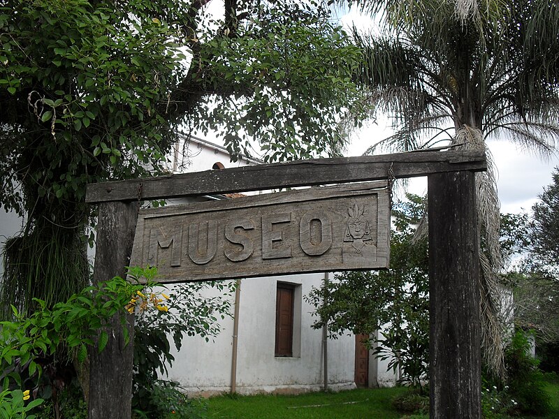 File:Museo Jesuita de Santiago.JPG