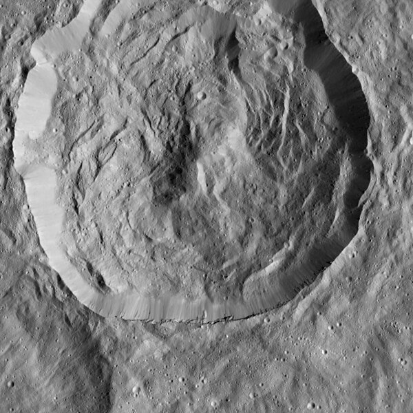 File:PIA20194-Ceres-DwarfPlanet-Dawn-4thMapOrbit-LAMO-image4-20151223.jpg