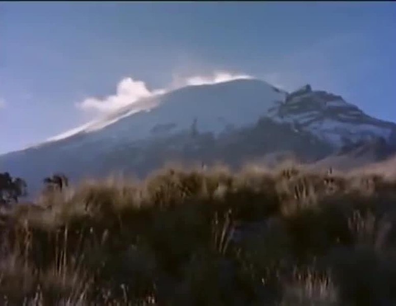 Archivo:Popocatépetl 1960.jpg