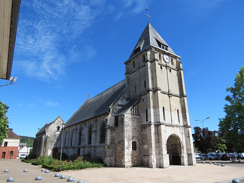 Файл:Église de Saint-Étienne-du-Rouvray 2.jpg