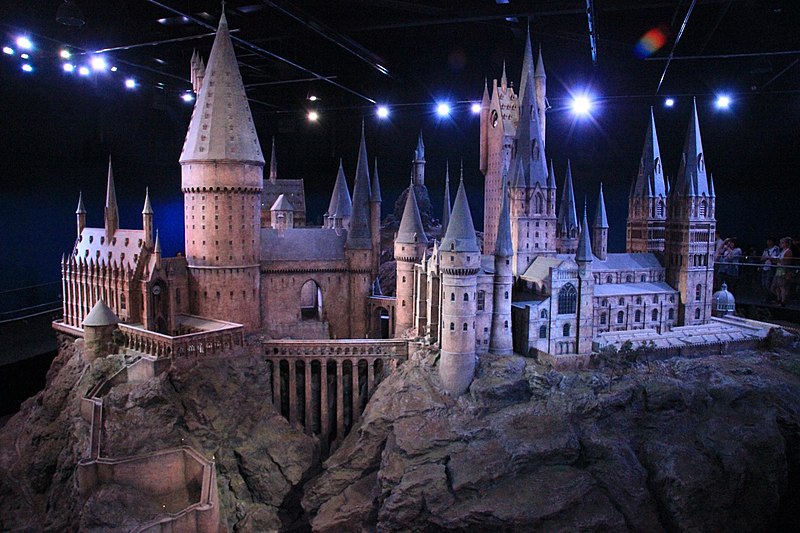 File:Hogwarts model studio tour.jpg