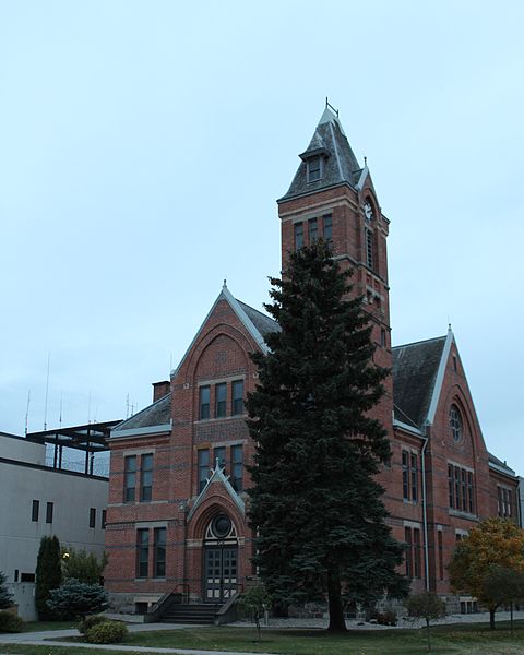 File:Old Stutsman County Courthouse.jpg