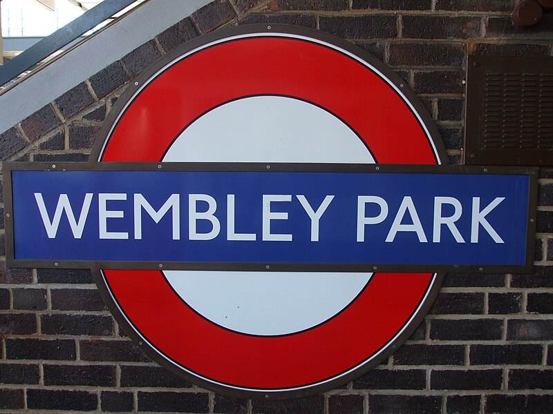 File:Wembley Park stn roundel.JPG