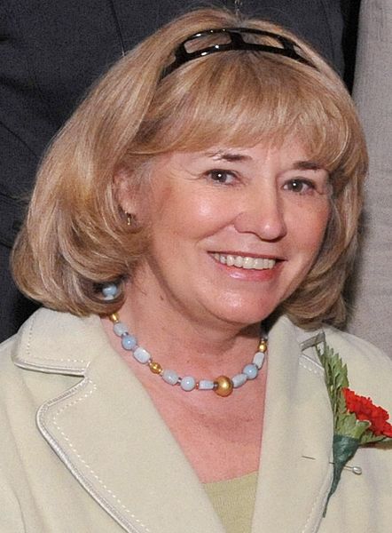 File:Céline Hervieux-Payette (cropped).jpg