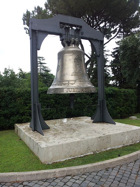 File:Campana Giubileo 2000 20110705.jpg