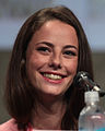 Kaya Scodelario (Claire Redfield)