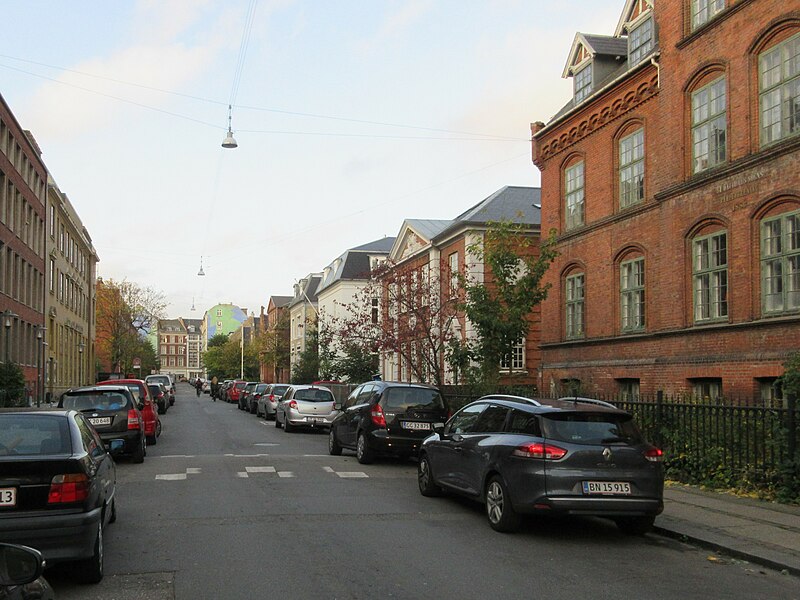 File:Valdemarsgade October 2017.jpg