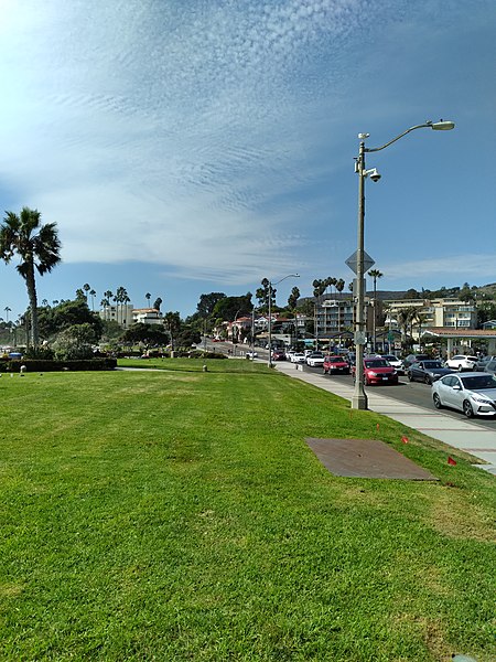 File:Along Pacific Coast Highway..jpg