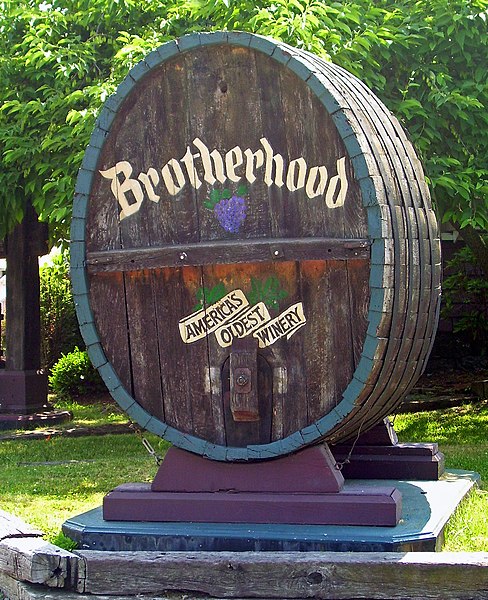 File:Brotherhood Winery sign.jpg