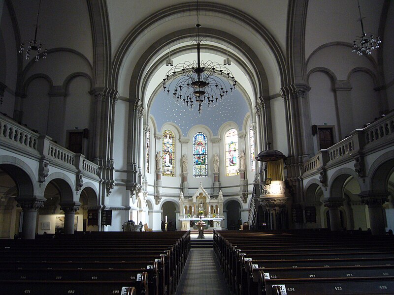 File:Martin-Luther-Kirche Dresden, Apsis.jpg