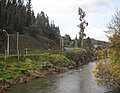 Ruta R-76-S Y río Quillem, la ruta es el acceso norte a la ciudad, une a Galvarino con Traiguén