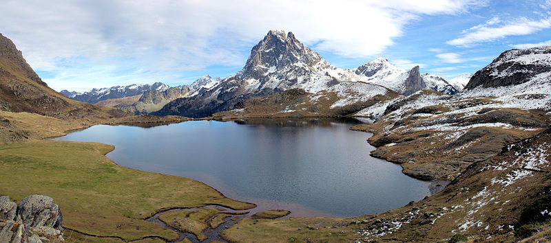 File:Lac Gentau.jpg