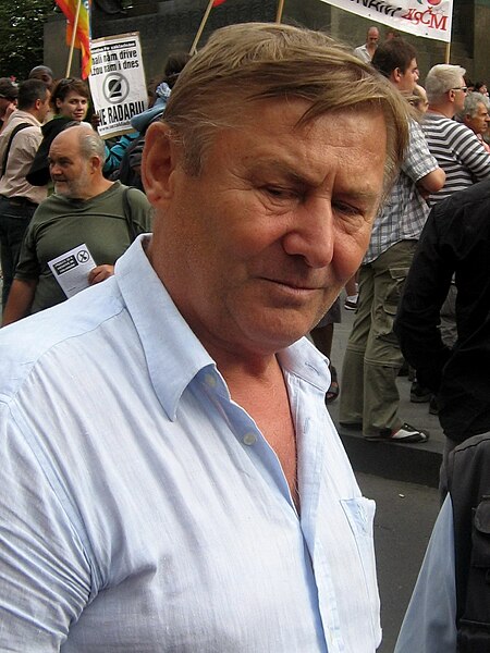 File:Miroslav Grebeníček (4).jpg