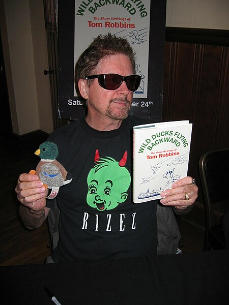 File:Tom Robbins.jpg