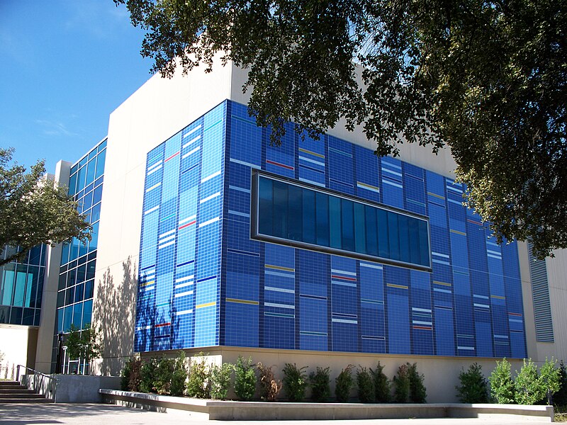 File:UTD Science Learning Center.JPG