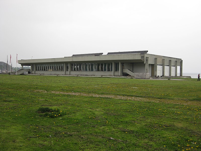 File:Vikingeskibsmuseet.JPG