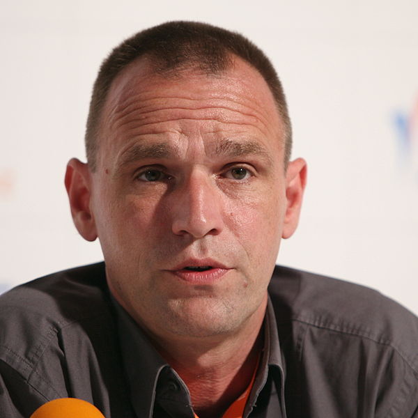 File:Vinko Bresan KVIFF.jpg