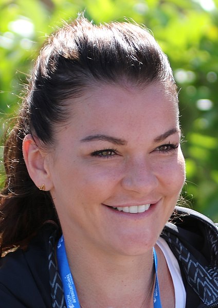 Файл:Agnieszka Radwanska, 2017 (cropped).jpg