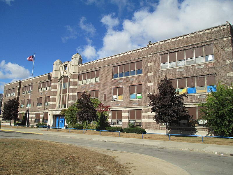 File:Highland Park Renaissance Academy.jpg