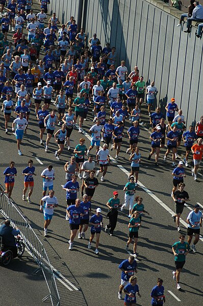 File:Netherlands Amsterdam - Dam-tot-Damloop.jpg