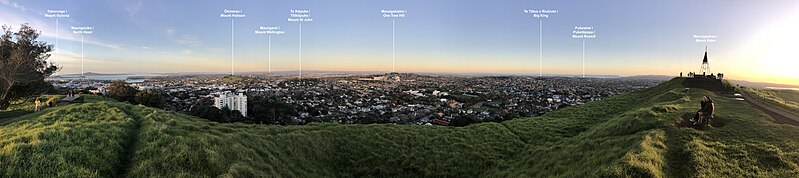 File:Tūpuna Maunga Panorama.JPG