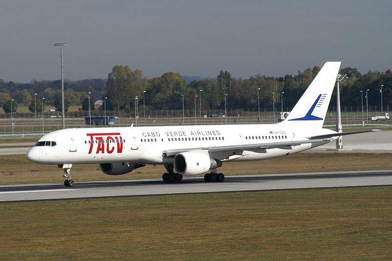 File:TACV B757 D4-CBG MUC.jpg