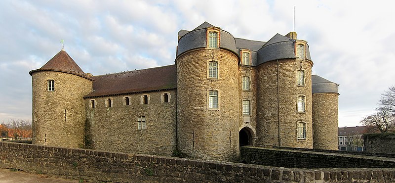 Файл:Boulogne chateau cote.jpg