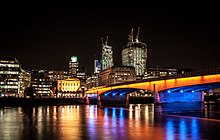 London Bridge (9691084663).jpg