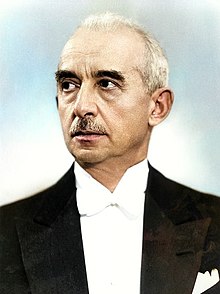 İsmet İnönü Renkli.jpg