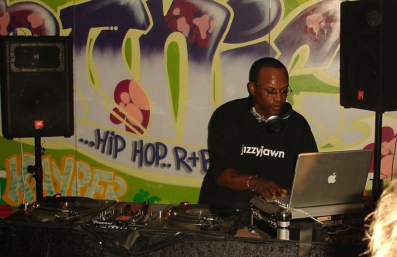 File:DJ Jazzy Jeff.jpg