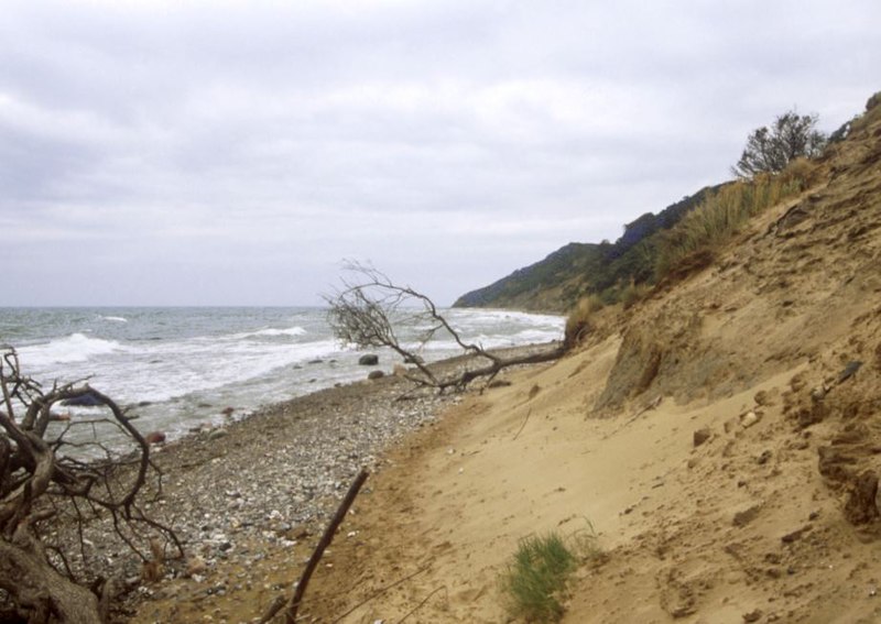 Archivo:Hiddensee steilufer.jpg