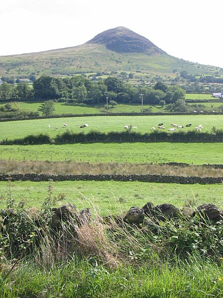 File:Slemish mountain County Antrim.jpg