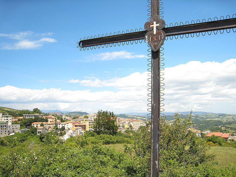 File:Frosolone skyline.jpg