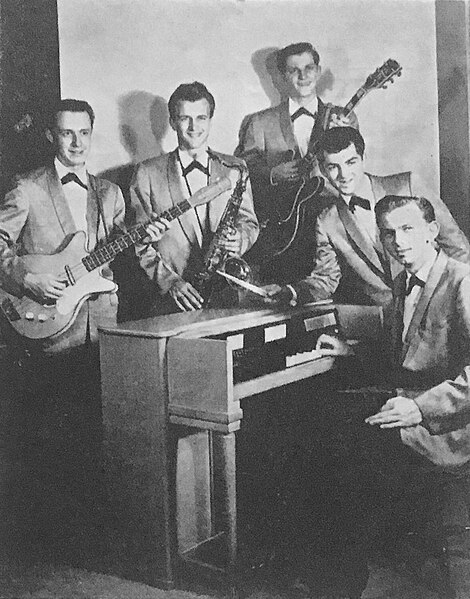 File:Johnny and the Hurricanes.jpg